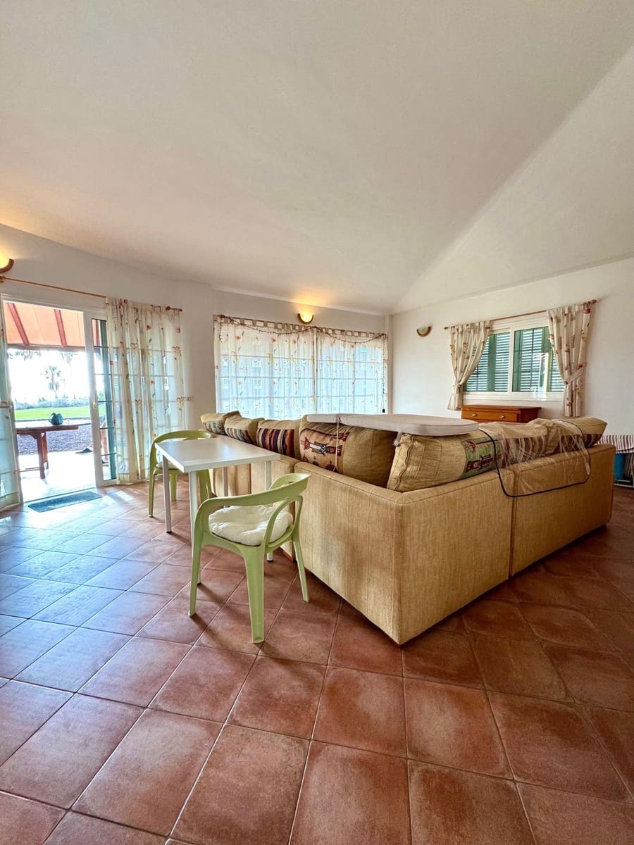 2 bedroom Semi-detached Villa for rent in Adeje with garage - € 1,700 (Ref: 9403147)