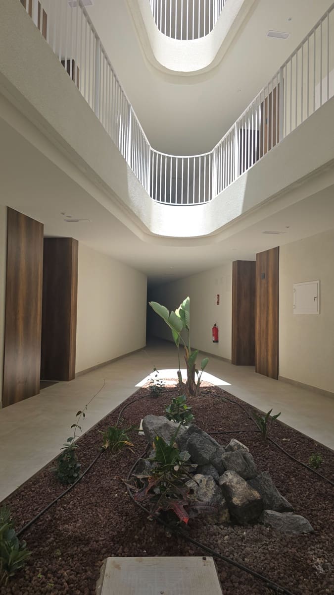 2 bedroom Flat for sale in Adeje with pool garage - € 670,000 (Ref: 9494462)