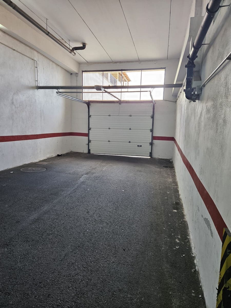 3 bedroom Penthouse for sale in Arona with garage - € 430,000 (Ref: 9508449)