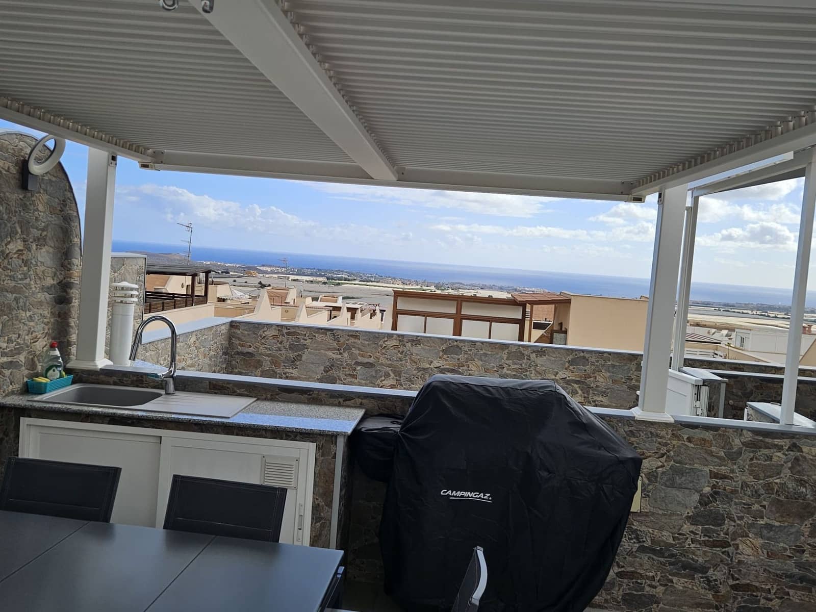 3 bedroom Penthouse for sale in Arona with garage - € 430,000 (Ref: 9508449)