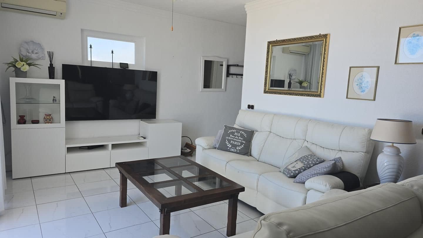 2 soveværelse Byhus til salg i Adeje med swimmingpool - € 432.000 (Ref: 9508451)