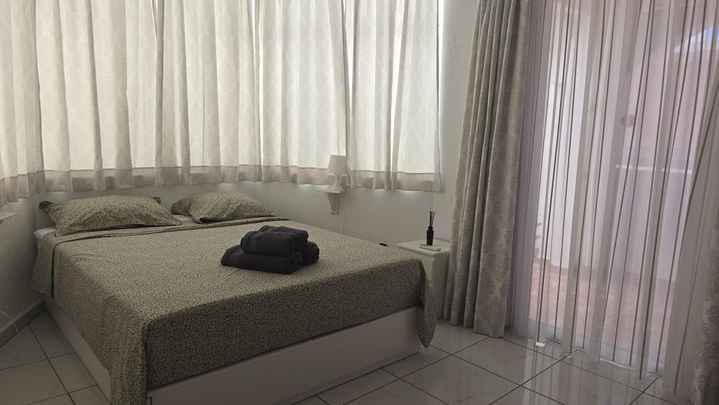 2 soveværelse Byhus til salg i Adeje med swimmingpool - € 432.000 (Ref: 9508451)