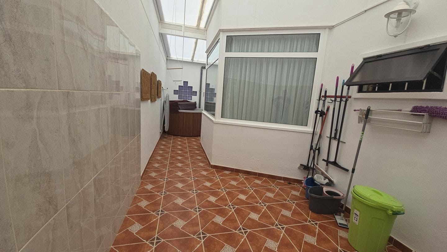 2 soveværelse Byhus til salg i Adeje med swimmingpool - € 432.000 (Ref: 9508451)