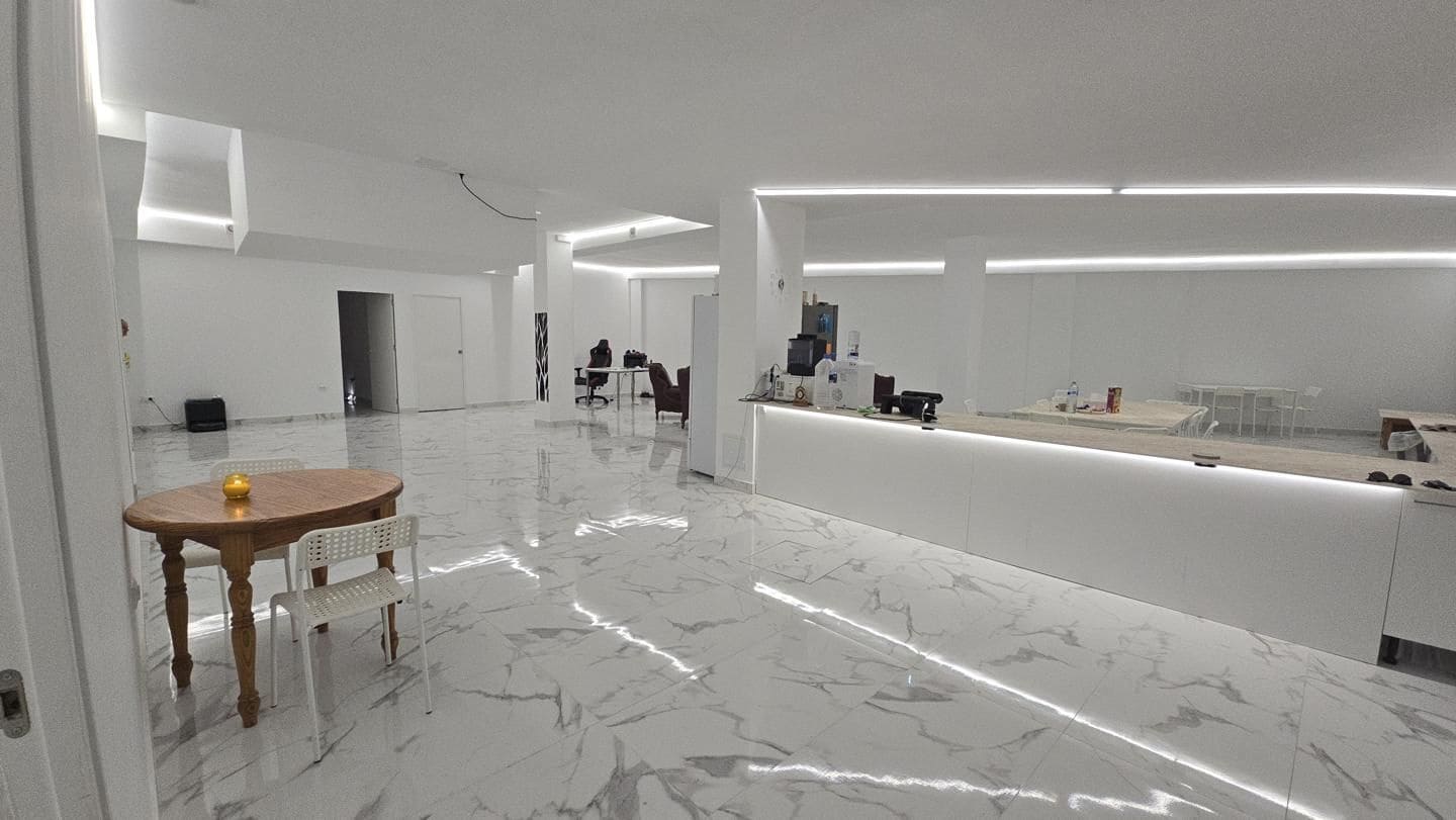 5 soveværelse Erhverv til salg i Santiago del Teide - € 795.000 (Ref: 9508453)