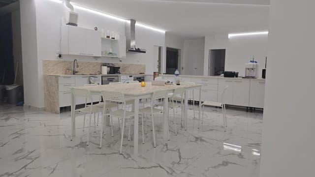 5 soveværelse Erhverv til salg i Puerto Santiago, Santiago del Teide - € 795.000 (Ref: 9508453)