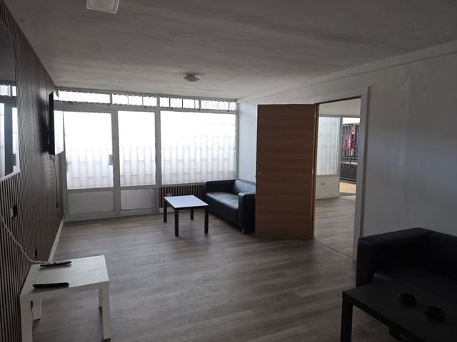 Erhverv til salg i Playa de las Americas, Arona - € 278.500 (Ref: 9508455)