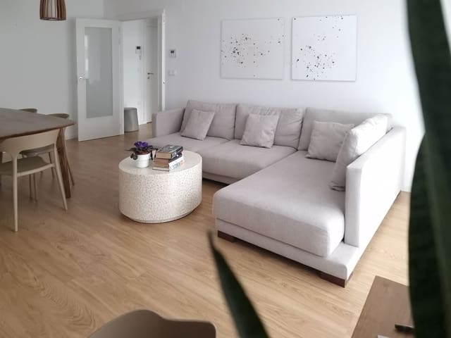 2 soveværelse Lejlighed til leje i Cabanyal-Canyamelar, Valencia by - € 1.800 (Ref: 9278366)