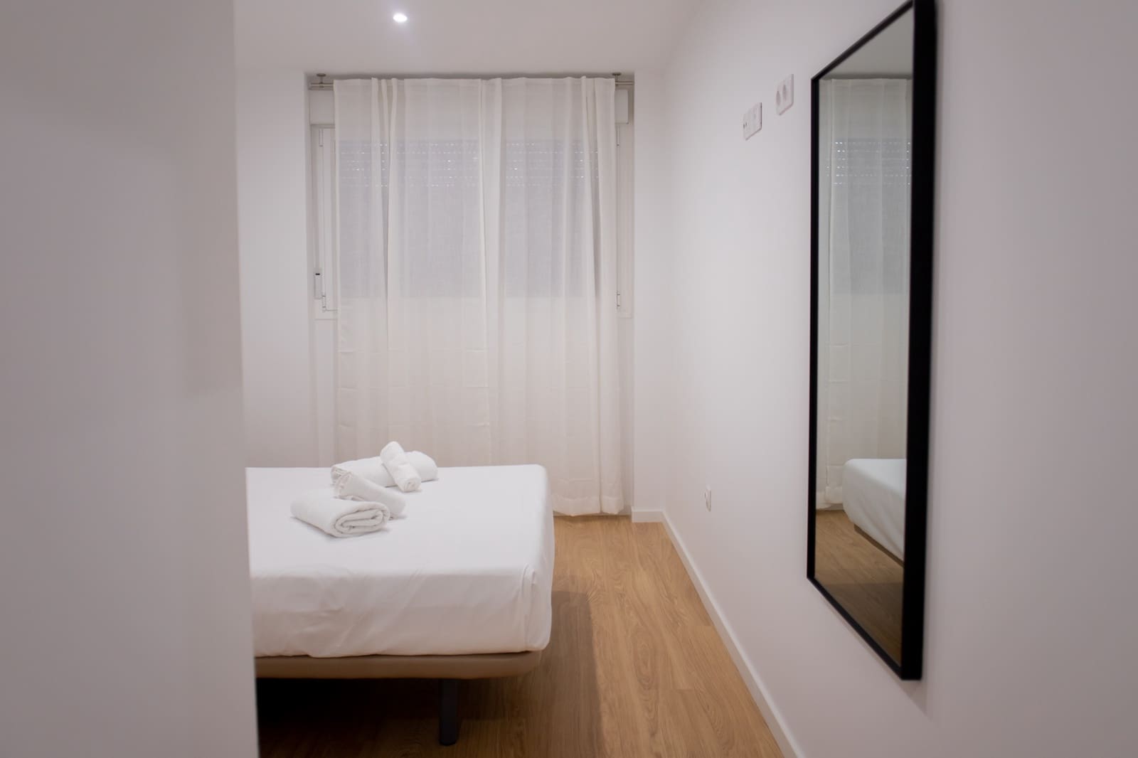 2 soveværelse Lejlighed til leje i Valencia by - € 1.800 (Ref: 9278366)