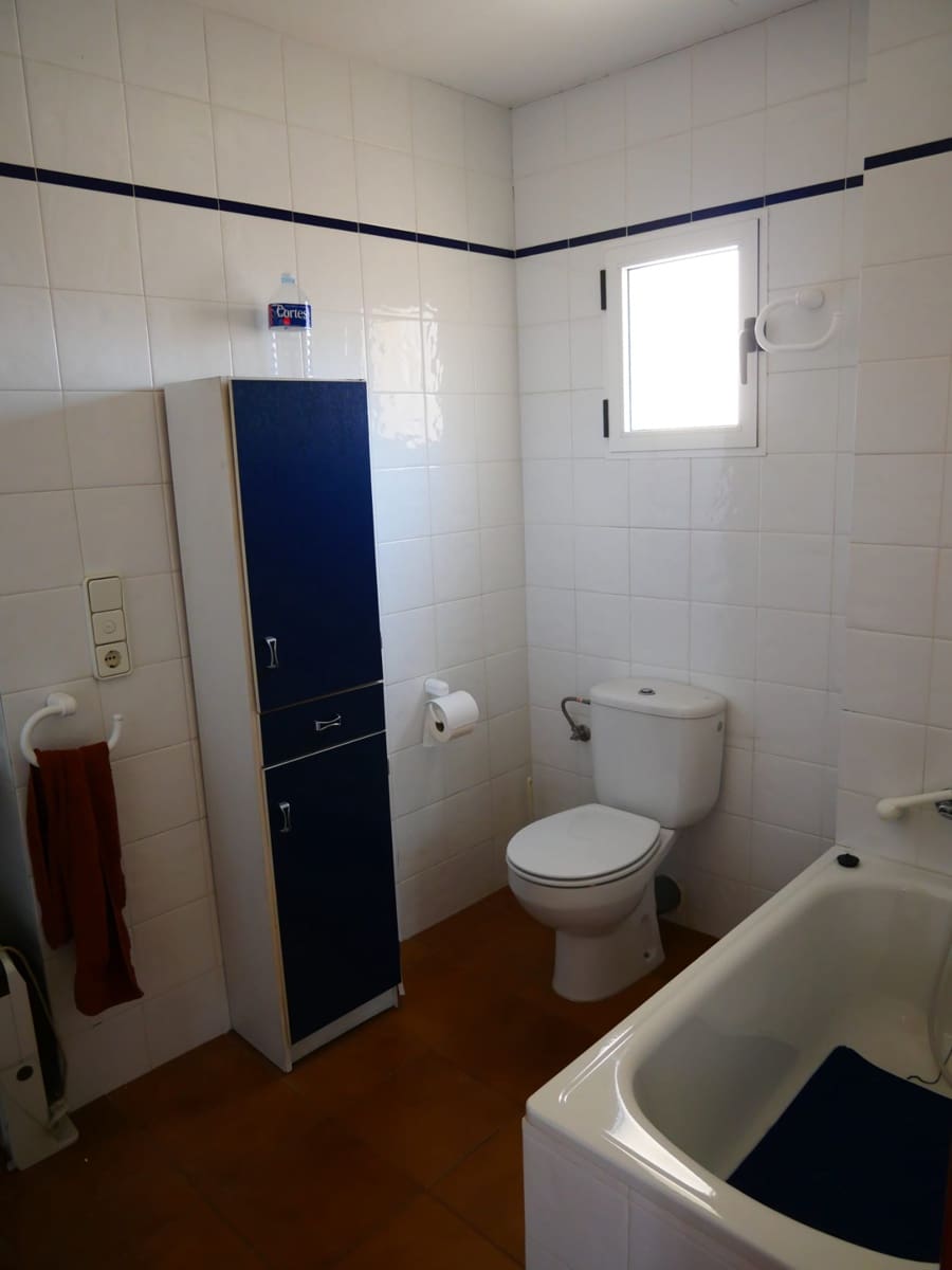 4 soveværelse Byhus til salg i Montaverner - € 95.000 (Ref: 9278370)