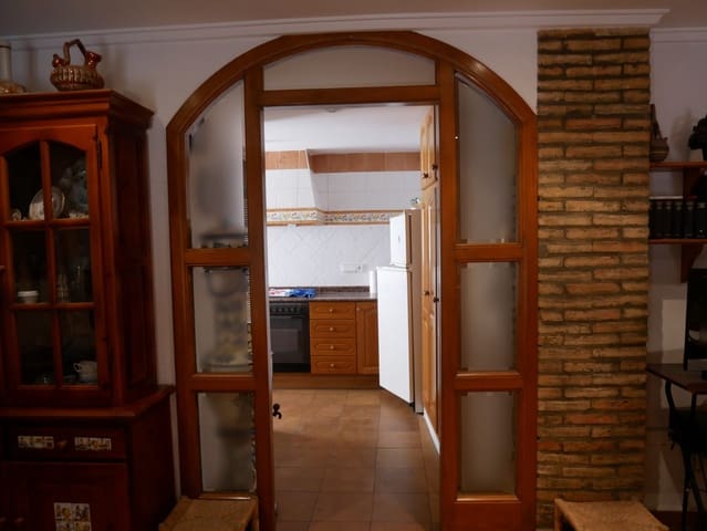 4 bedroom Townhouse for sale in Montaverner - € 95,000 (Ref: 9278370)