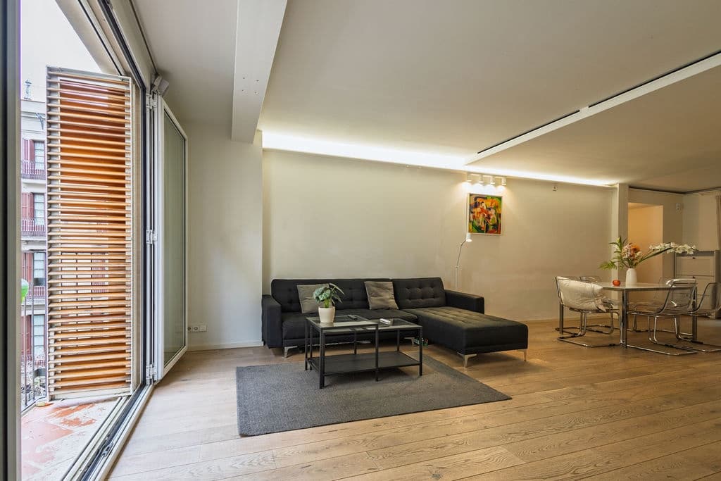 3 soveværelse Lejlighed til salg i Barcelona by - € 750.000 (Ref: 9278369)