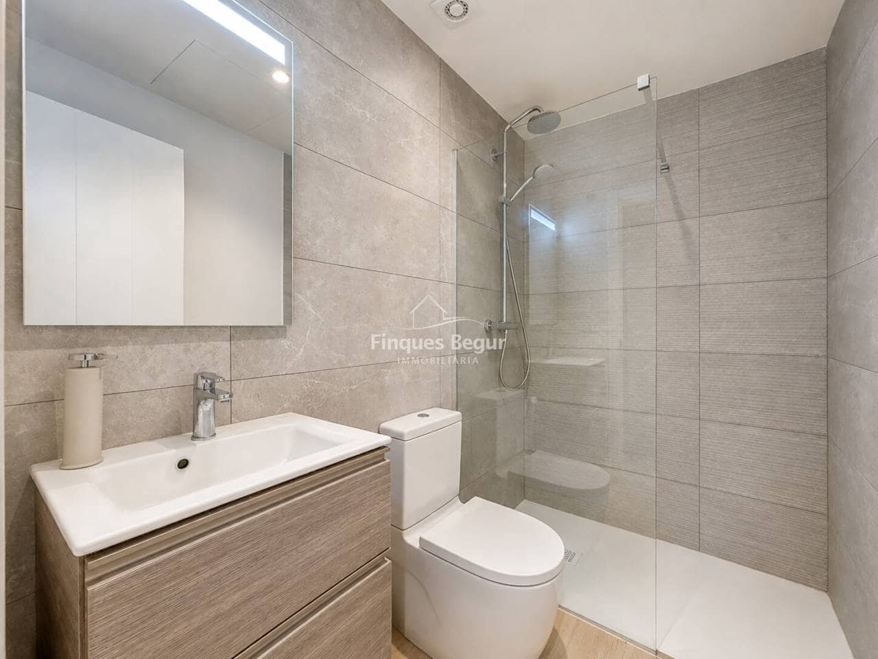 2 sovrum Lägenhet till salu i Begur med pool garage - 575 000 € (Ref: 10046603)