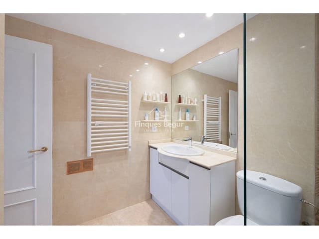 Apartamento de 3 habitaciones en Begur en venta - 385.000 € (Ref: 9194124)