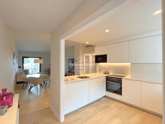 2 bedroom Flat for sale in Begur with pool garage - € 630,000 (Ref: 9194128)