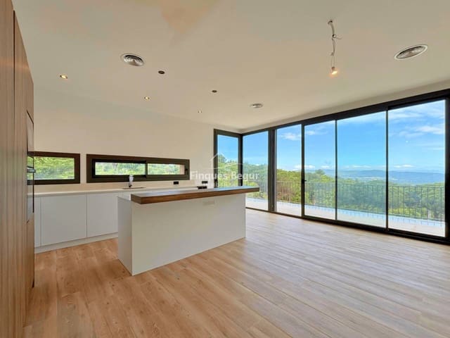 4 soverom Villa til salgs i Begur med svømmebasseng garasje - € 1 350 000 (Ref: 9194129)