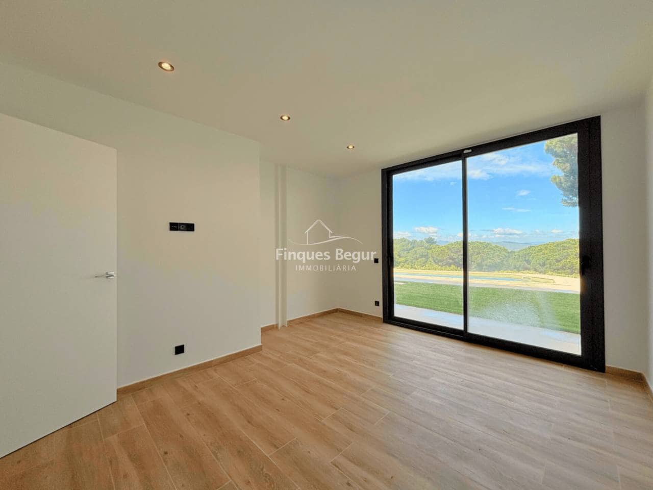 4 soverom Villa til salgs i Begur med svømmebasseng garasje - € 1 350 000 (Ref: 9194129)