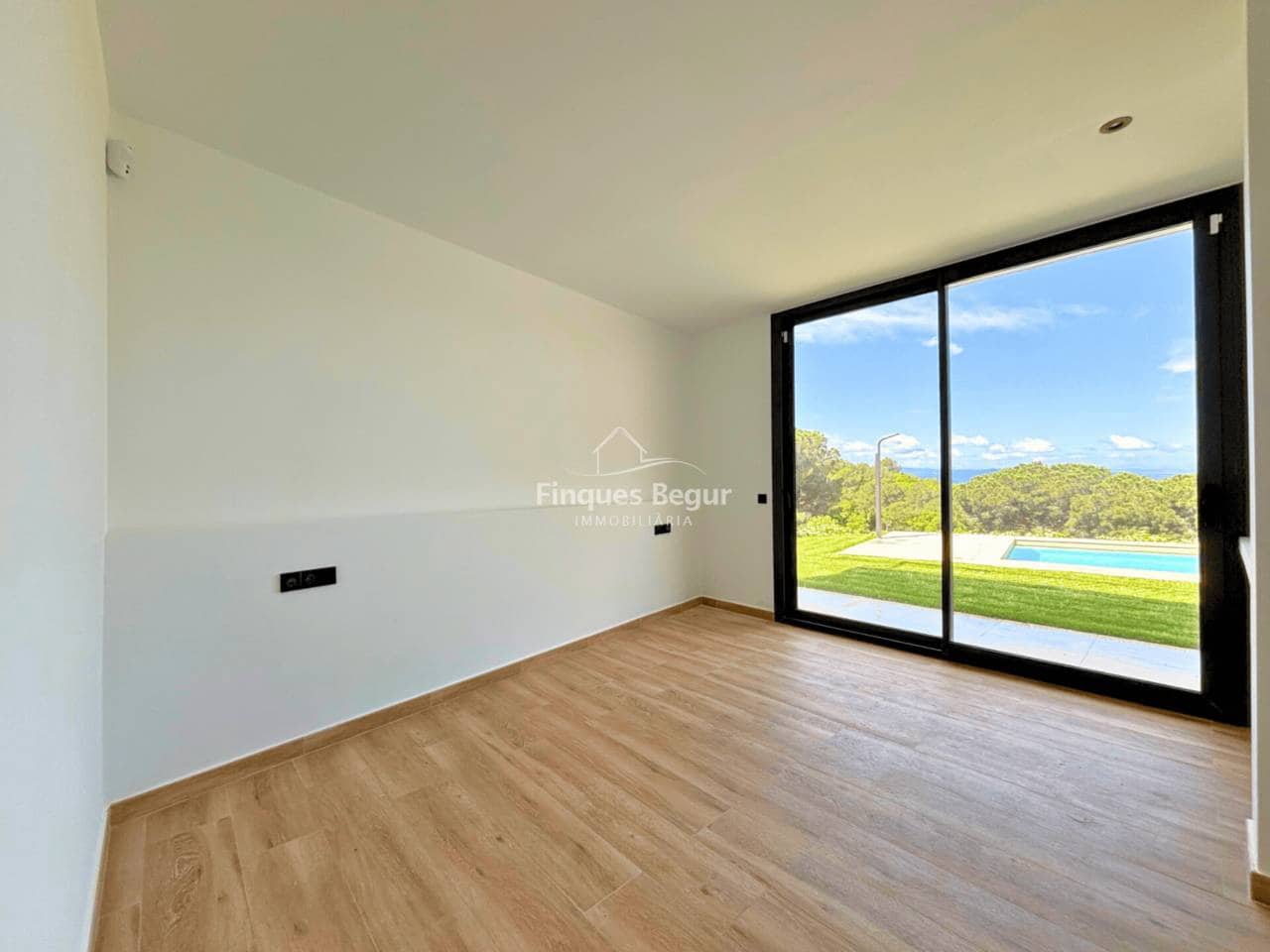 4 soverom Villa til salgs i Begur med svømmebasseng garasje - € 1 350 000 (Ref: 9194129)