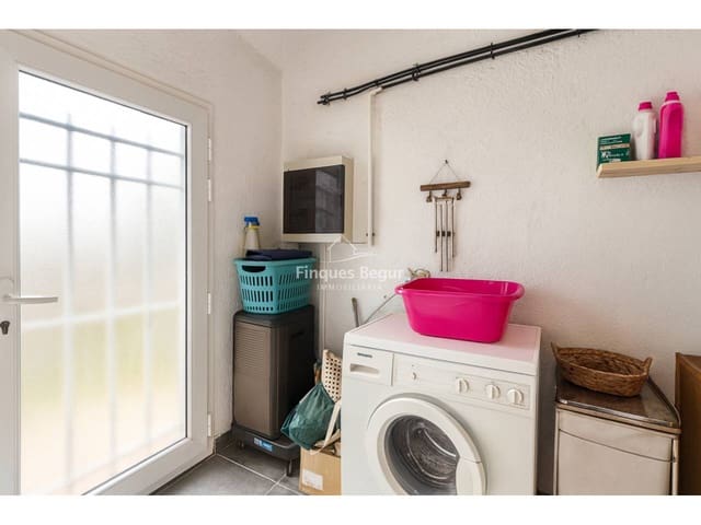 3 bedroom Villa for sale in Pals with pool garage - € 550,000 (Ref: 9194131)