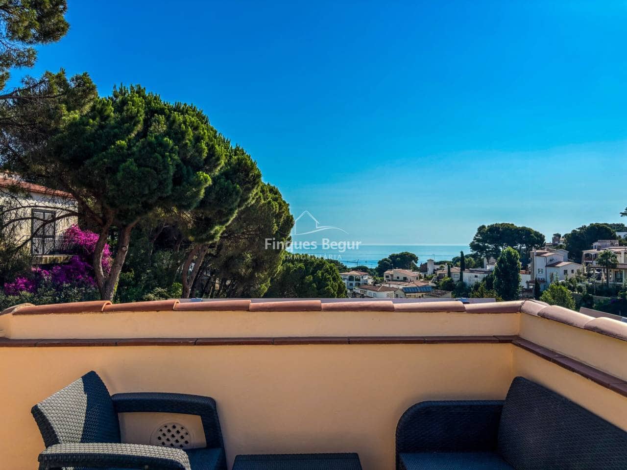 7 soveværelse Villa til salg i Pals med swimmingpool garage - € 1.100.000 (Ref: 9194137)