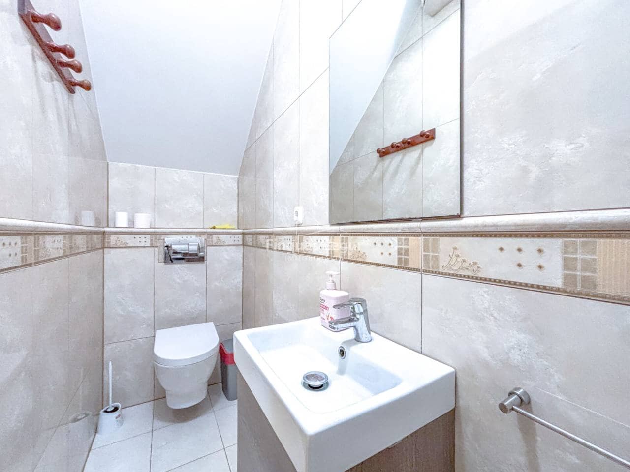 7 soveværelse Villa til salg i Pals med swimmingpool garage - € 1.100.000 (Ref: 9194137)