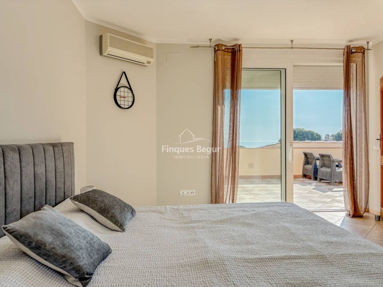 7 soveværelse Villa til salg i Pals med swimmingpool garage - € 1.100.000 (Ref: 9194137)