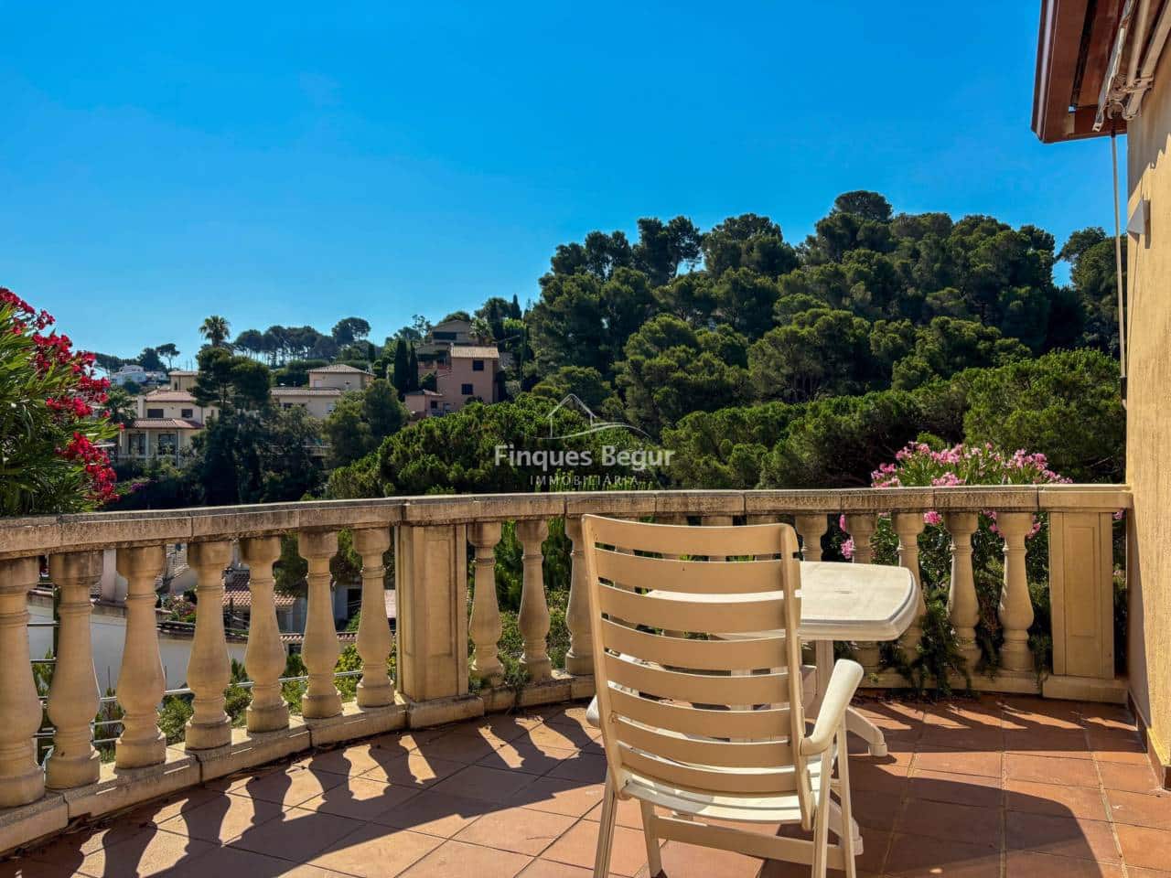 7 soveværelse Villa til salg i Pals med swimmingpool garage - € 1.100.000 (Ref: 9194137)