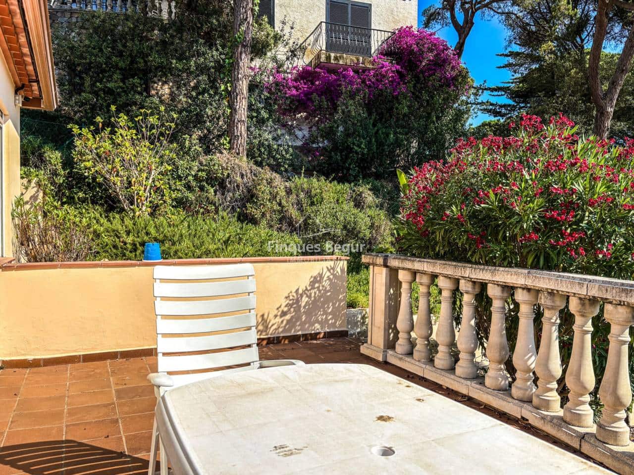 7 soveværelse Villa til salg i Pals med swimmingpool garage - € 1.100.000 (Ref: 9194137)