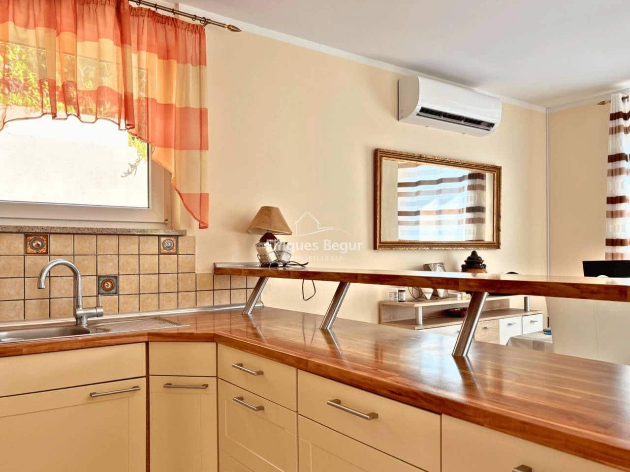 7 soveværelse Villa til salg i Pals med swimmingpool garage - € 1.100.000 (Ref: 9194137)