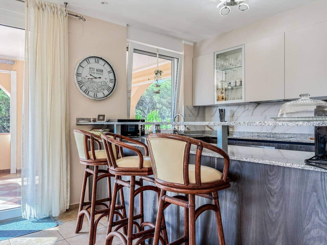 7 soveværelse Villa til salg i Pals med swimmingpool garage - € 1.100.000 (Ref: 9194137)