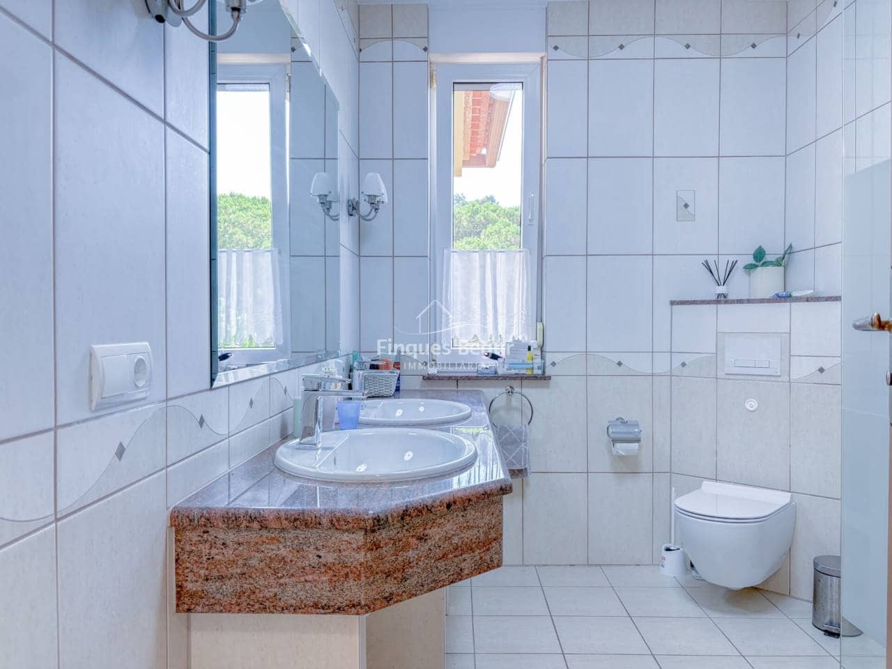 7 soveværelse Villa til salg i Pals med swimmingpool garage - € 1.100.000 (Ref: 9194137)