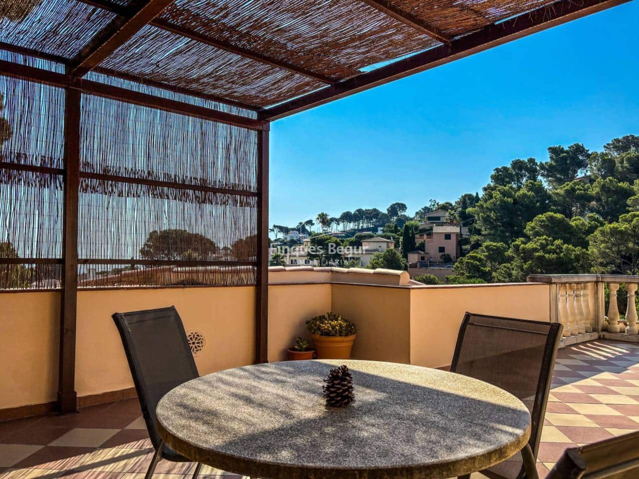 7 soveværelse Villa til salg i Pals med swimmingpool garage - € 1.100.000 (Ref: 9194137)