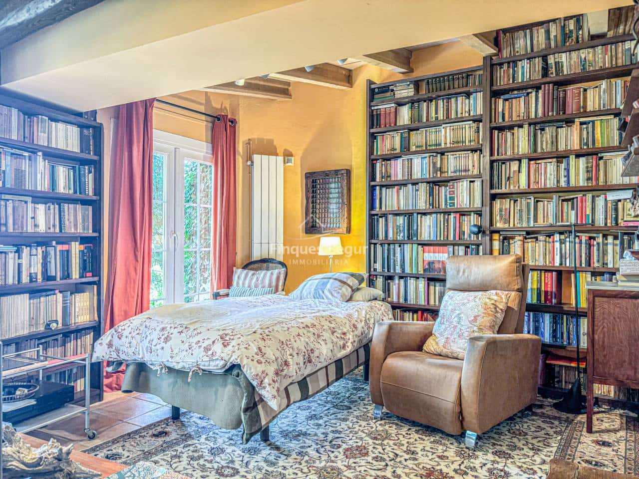 3 soveværelse Byhus til salg i Begur med garage - € 745.000 (Ref: 9194141)