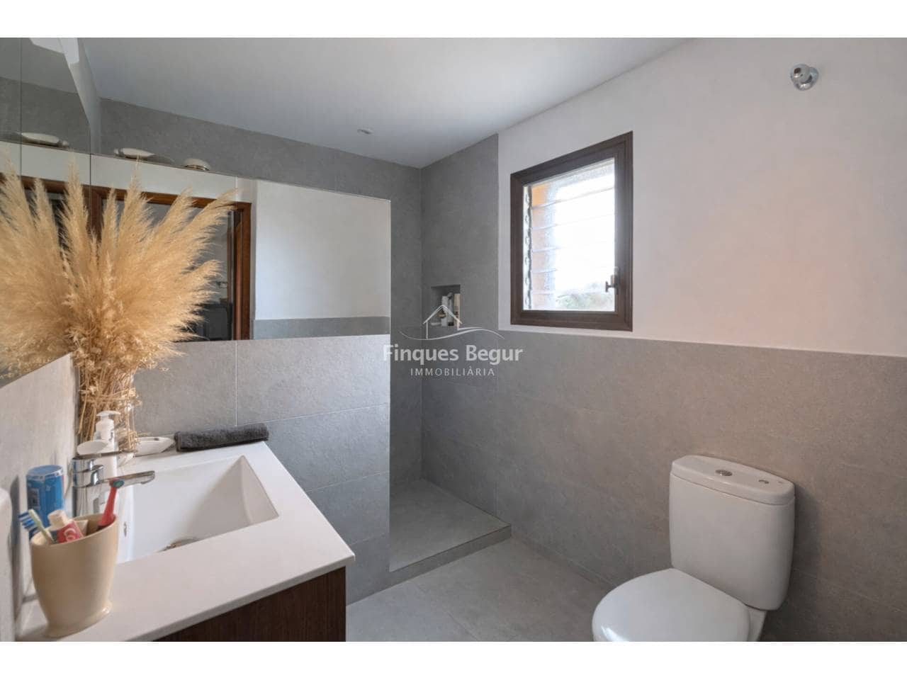 4 makuuhuone Huvila myytävänä paikassa Begur mukana uima-altaan 
autotalli - 545 000 € (Ref: 9194145)