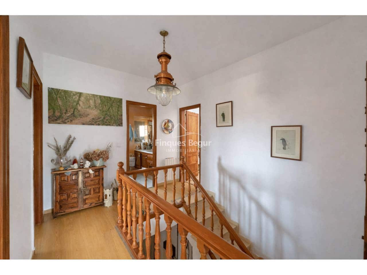 4 makuuhuone Huvila myytävänä paikassa Begur mukana uima-altaan 
autotalli - 545 000 € (Ref: 9194145)