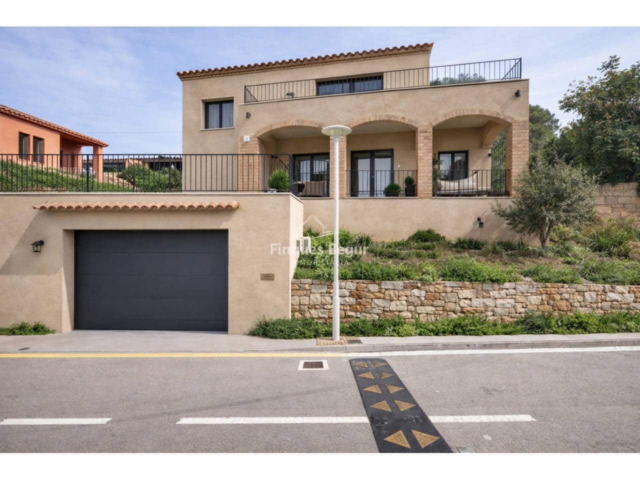 4 makuuhuone Huvila myytävänä paikassa Begur mukana uima-altaan 
autotalli - 545 000 € (Ref: 9194145)