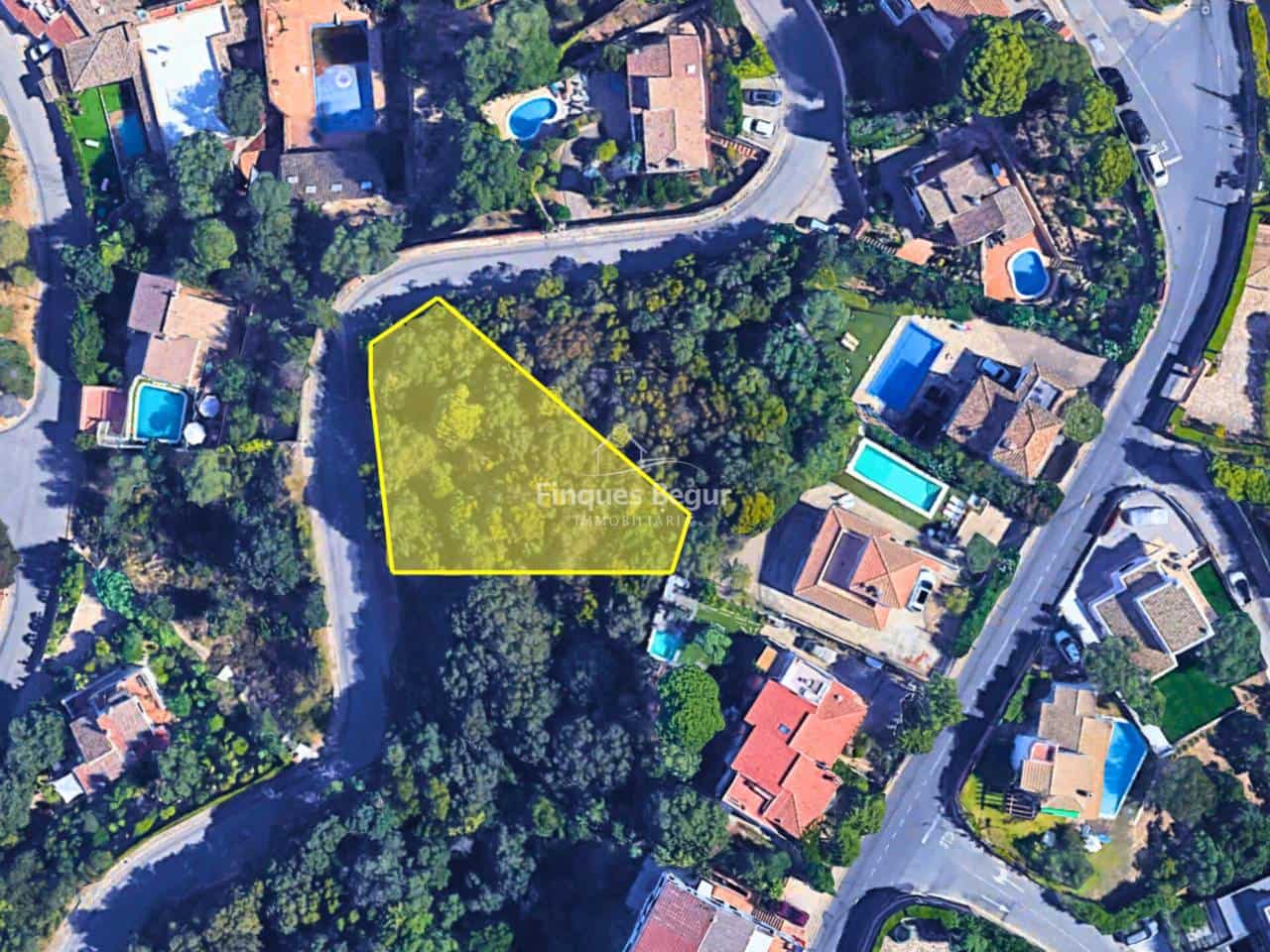 Ubebygd land til salgs i Begur - € 150 000 (Ref: 9194157)