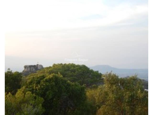 Grunde uden byggetilladelser til salg i Begur - € 275.000 (Ref: 9194164)