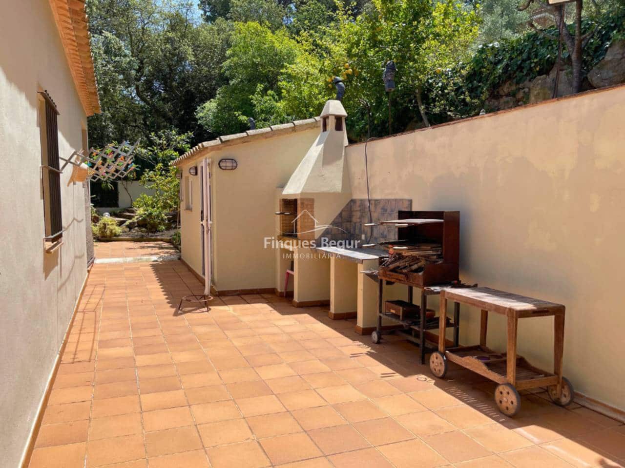 5 bedroom Villa for sale in Begur with pool garage - € 875,000 (Ref: 9194165)