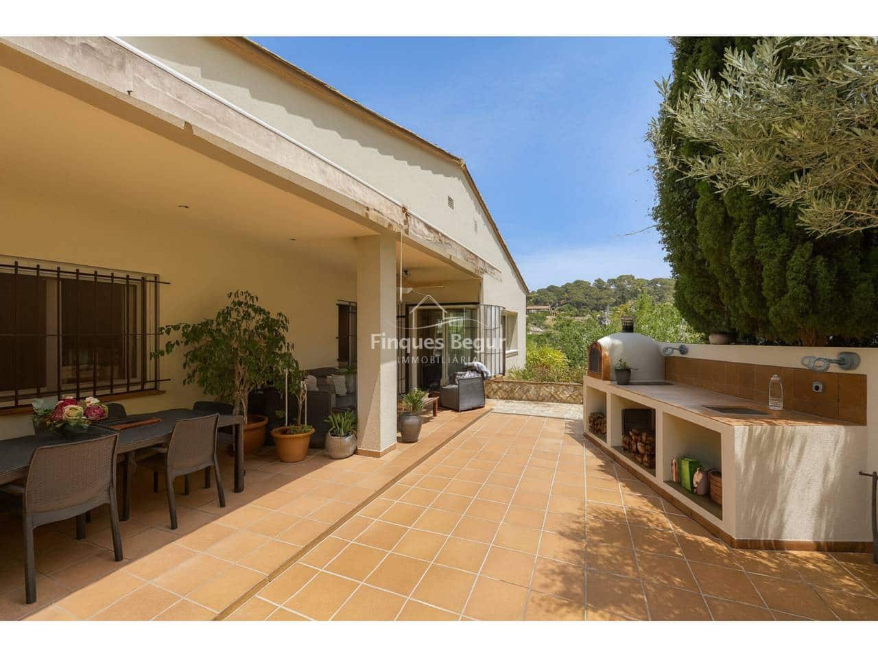 5 bedroom Villa for sale in Begur with pool garage - € 875,000 (Ref: 9194165)