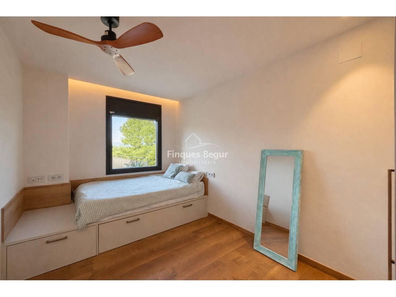 Chalet de 4 habitaciones en Begur en venta con piscina garaje - 1.350.000 € (Ref: 9194168)