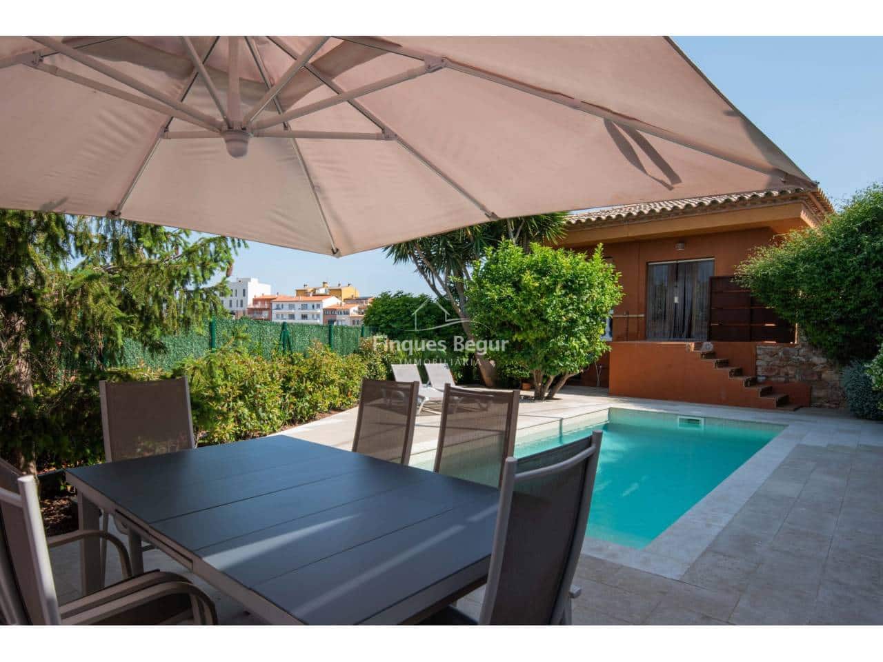 Chalet de 4 habitaciones en Begur en venta con piscina garaje - 820.000 € (Ref: 9194170)