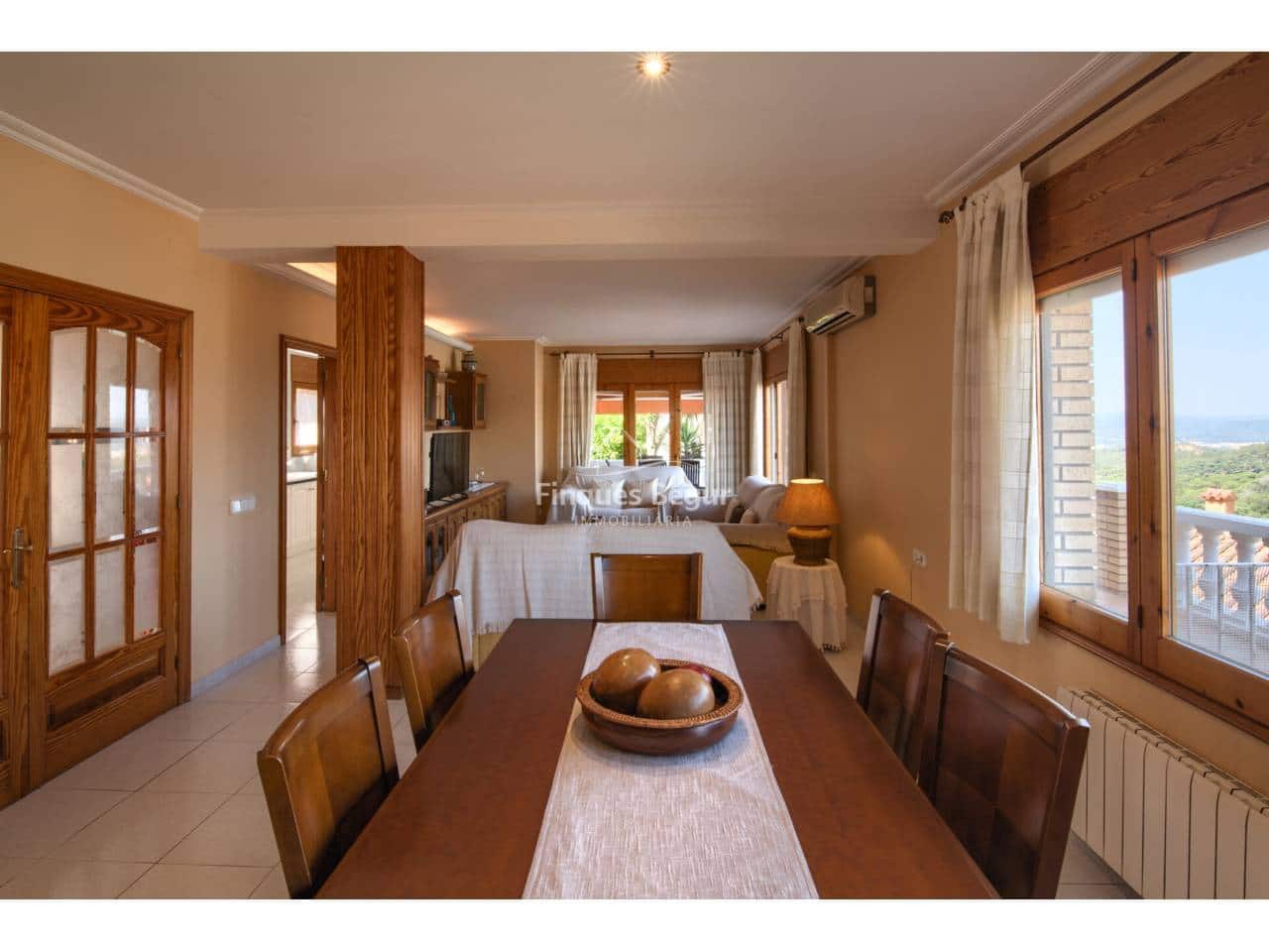 Chalet de 4 habitaciones en Begur en venta con piscina garaje - 820.000 € (Ref: 9194170)