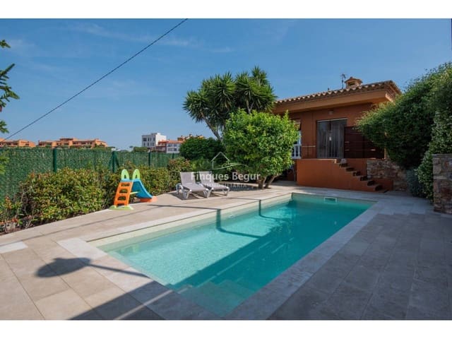 Chalet de 4 habitaciones en Begur en venta con piscina garaje - 820.000 € (Ref: 9194170)