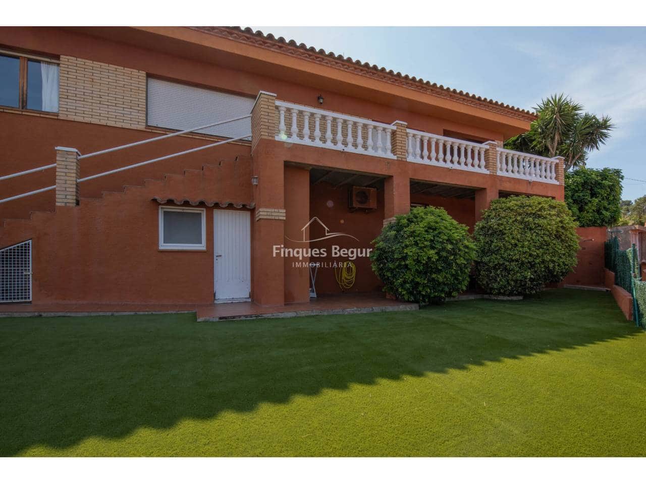 Chalet de 4 habitaciones en Begur en venta con piscina garaje - 820.000 € (Ref: 9194170)