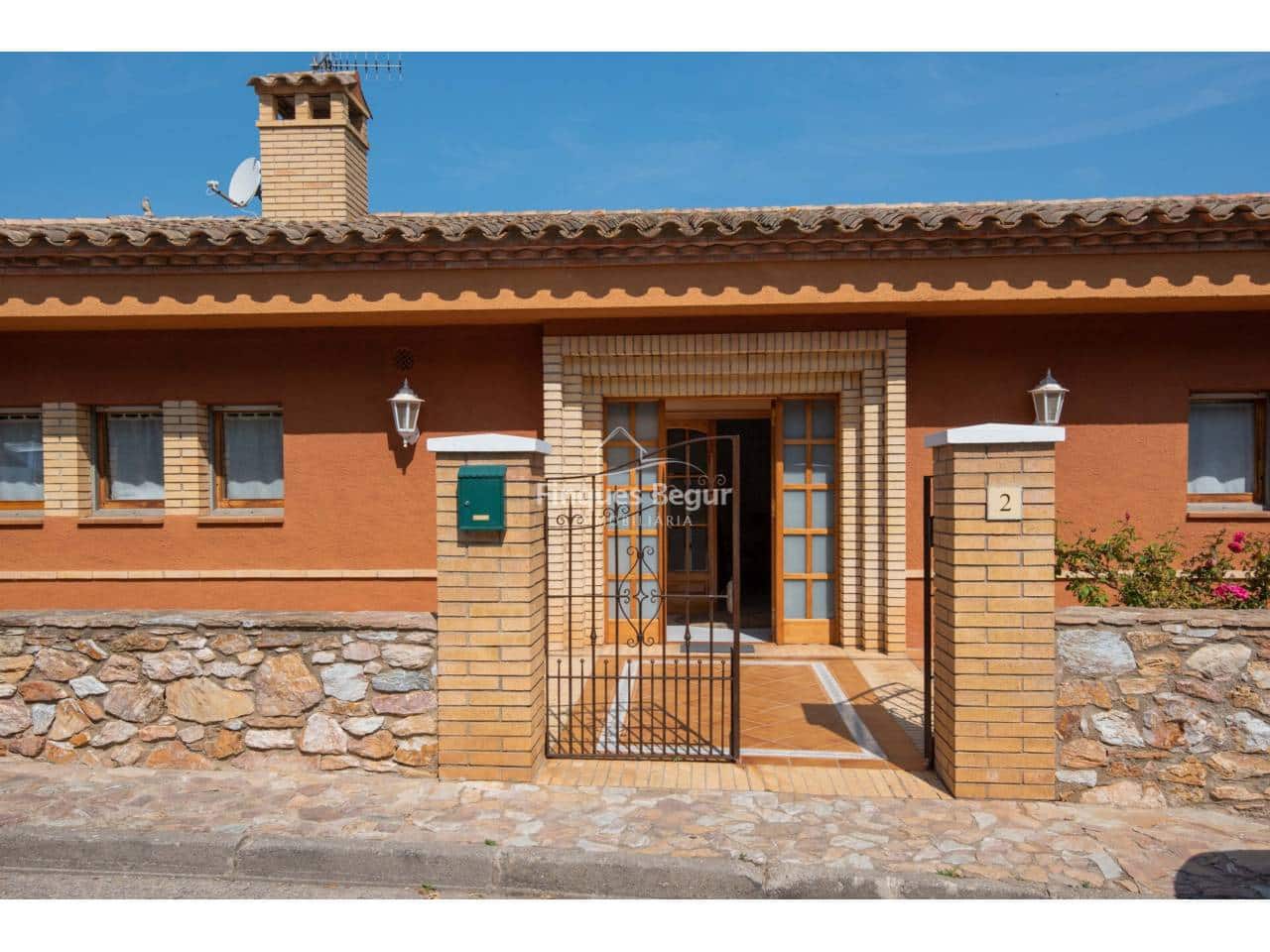 Chalet de 4 habitaciones en Begur en venta con piscina garaje - 820.000 € (Ref: 9194170)