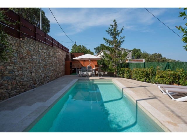 Chalet de 4 habitaciones en Begur en venta con piscina garaje - 820.000 € (Ref: 9194170)