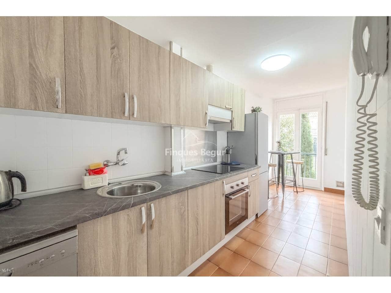 3 soveværelse Lejlighed til salg i Begur med garage - € 395.000 (Ref: 9195129)