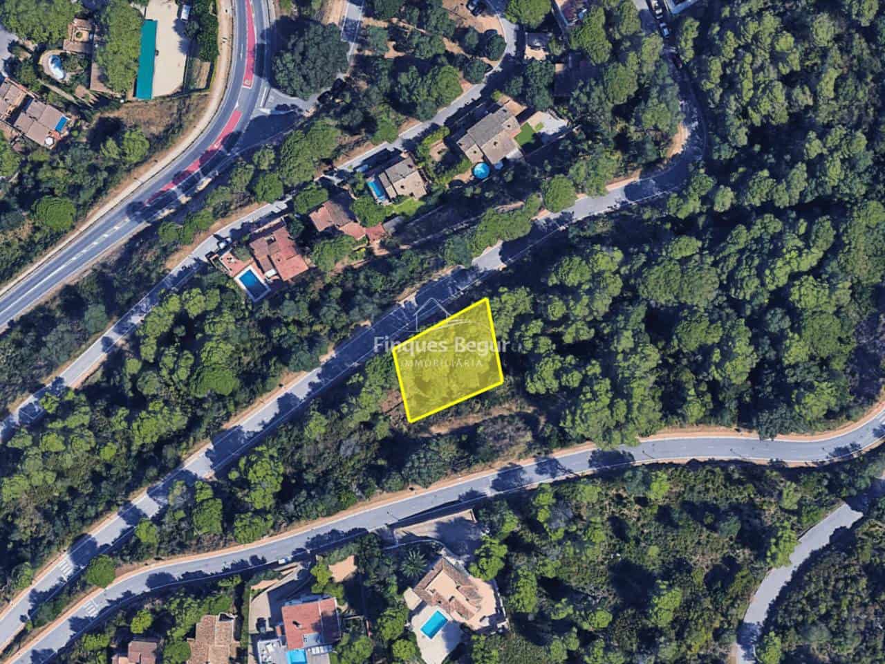 Ubebygd land til salgs i Begur - € 195 000 (Ref: 9195130)