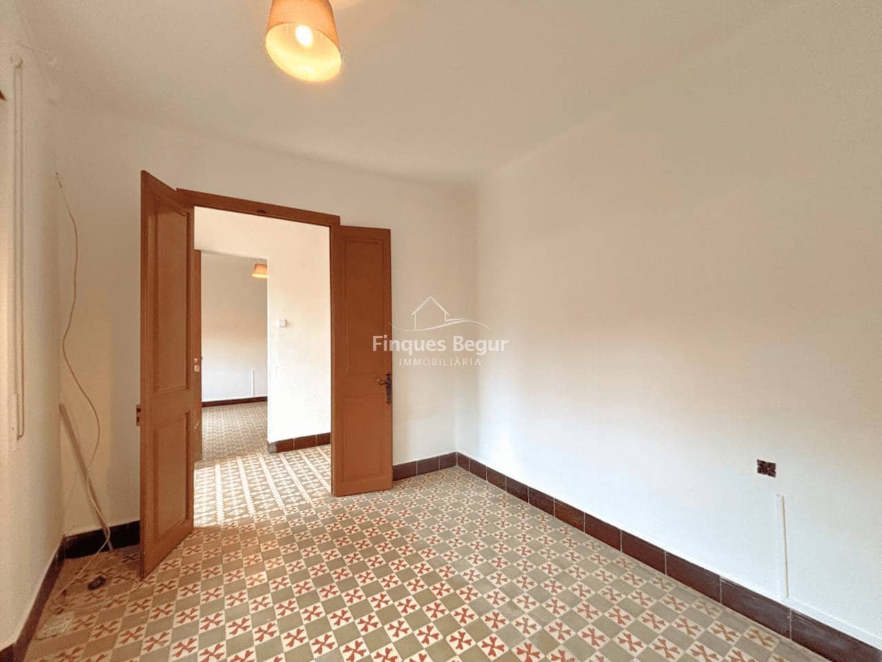 6 soveværelse Byhus til salg i Palafrugell - € 312.000 (Ref: 9195133)