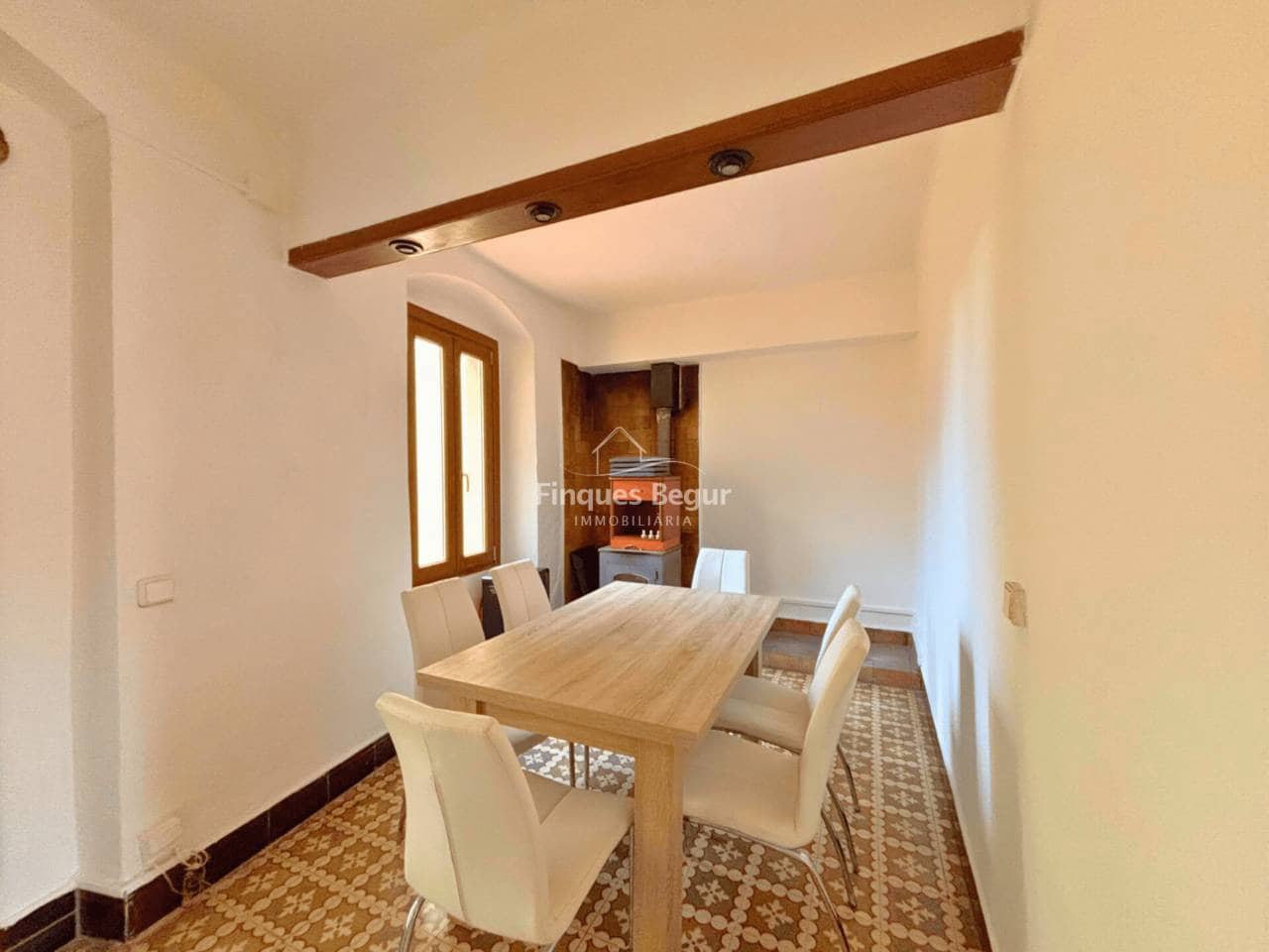 6 soveværelse Byhus til salg i Palafrugell - € 312.000 (Ref: 9195133)